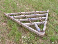 Herse triangulaire (30eme fete des moissons de Saint-Jean-de-Touslas) (2)